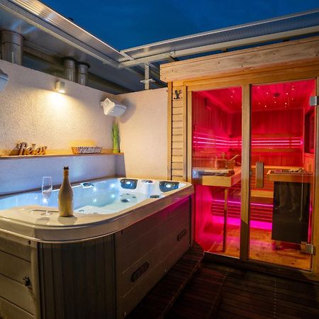 Luxury Rooftop Appartment With Fantastic Views Prague Luaran gambar