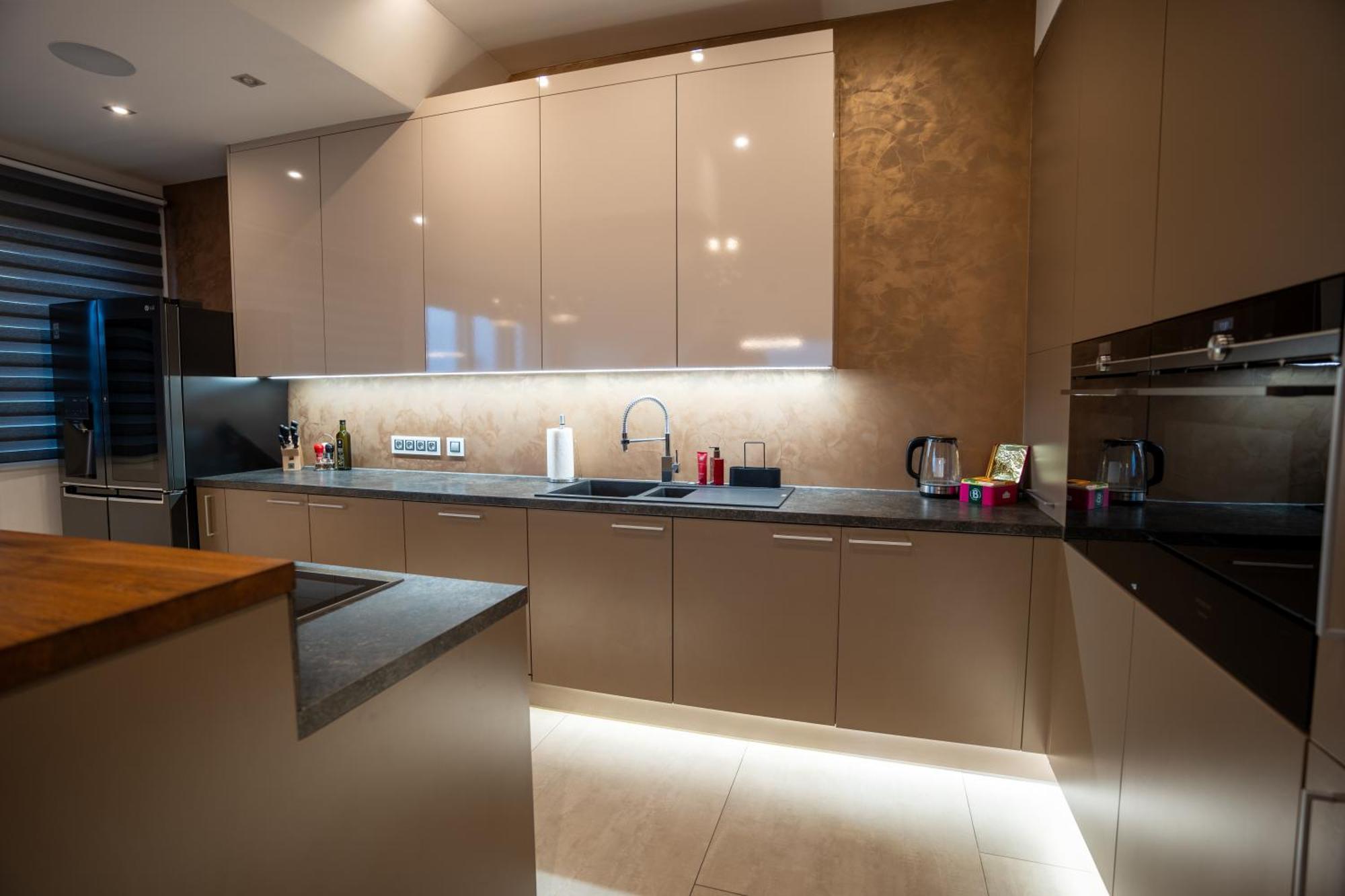 Luxury Rooftop Appartment With Fantastic Views Prague Luaran gambar